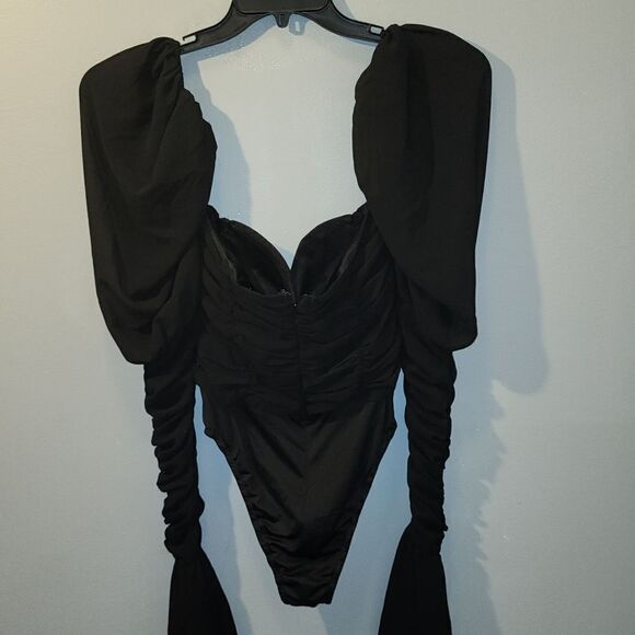 Pretty Little Thing Bodysuit NWOT - Picture 5 of 8